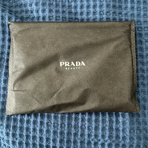 PRADA BEAUTY BAG - Picture 4 of 4